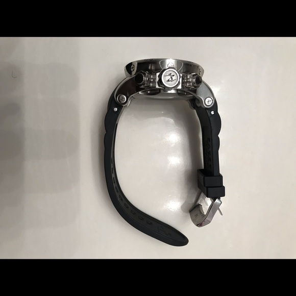 Men Invicta Watch - Picture 3 of 8